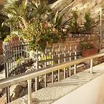 Cadorna Fronte Mare Apartament *