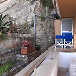 Cadorna Fronte Mare Apartament *