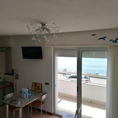 Cadorna Fronte Mare Apartmán Alassio