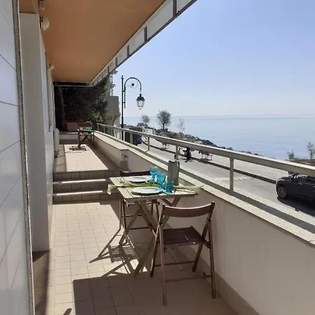 Apartmán Cadorna Fronte Mare