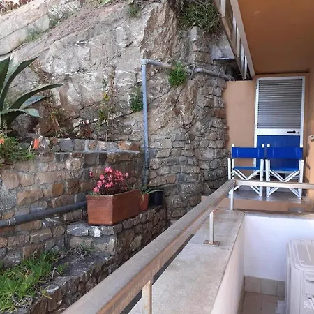 Cadorna Fronte Mare Apartmán *